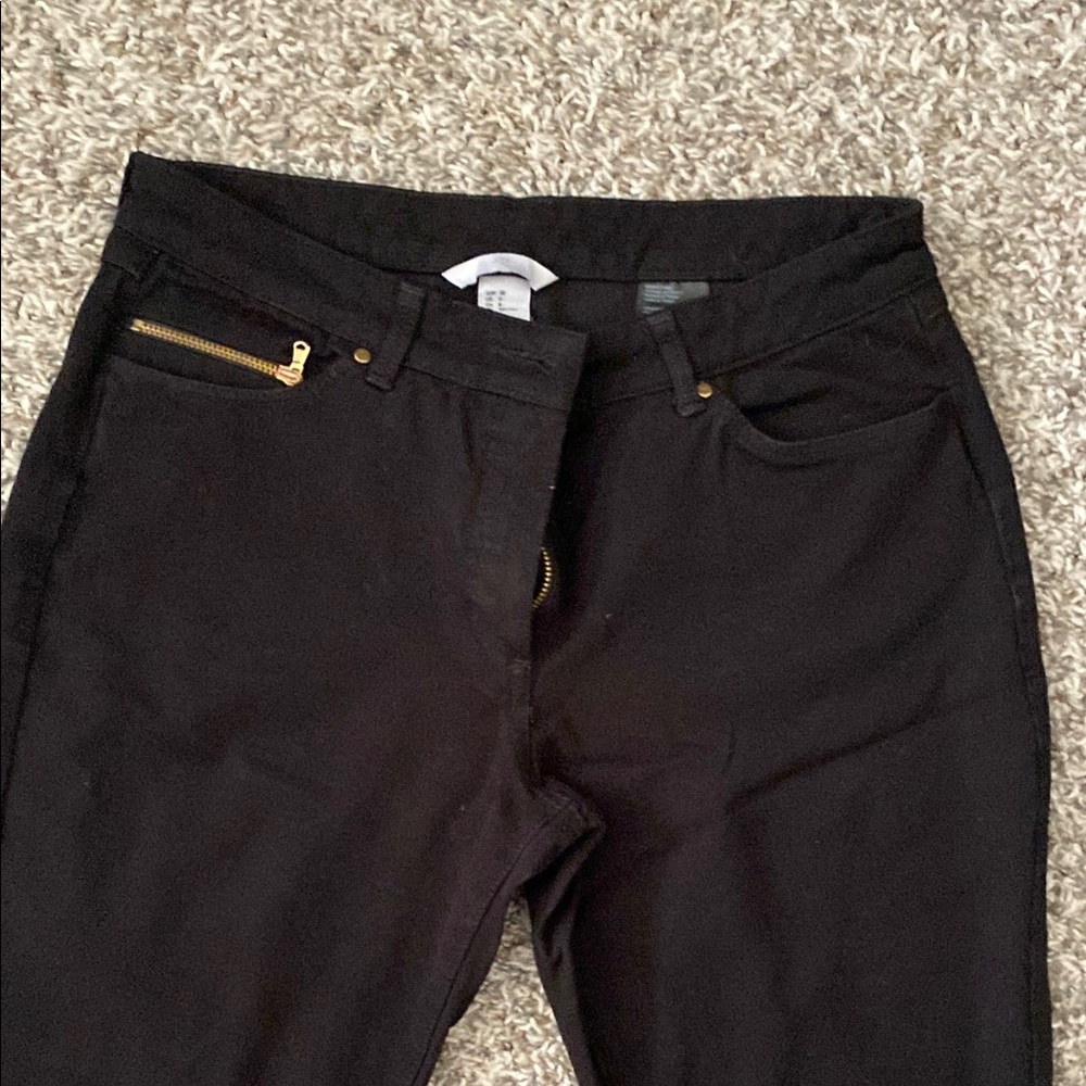 H&M Black Skinny Jeans with Gold Accent